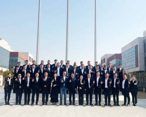 2121非凡2025年销售启航大会正式拉开帷幕！